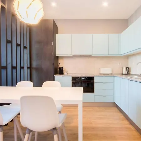 418 Gale Wifi, Estacionamento, Elevador 포르투