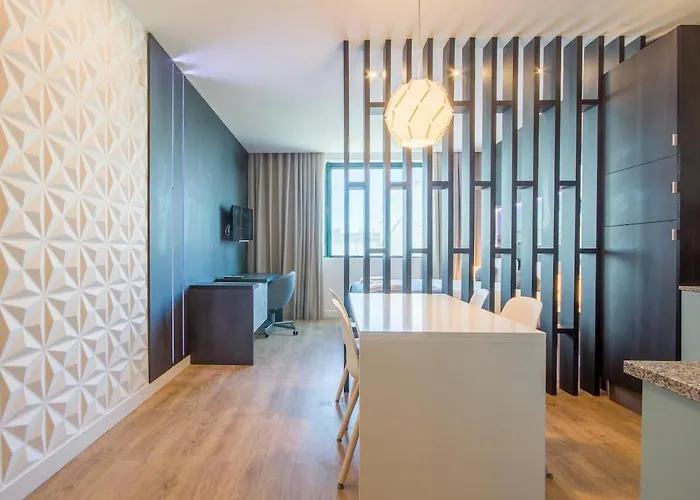 418 Gale Wifi, Estacionamento, Elevador